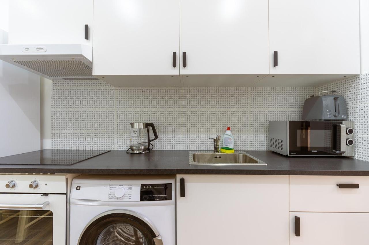 Stylish 2-Bedroom Apartment In Central Βουδαπέστη Εξωτερικό φωτογραφία