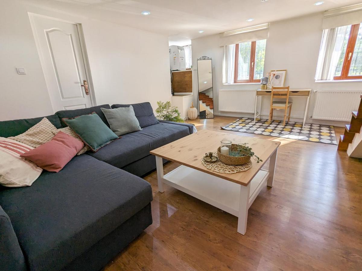 Stylish 2-Bedroom Apartment In Central Βουδαπέστη Εξωτερικό φωτογραφία